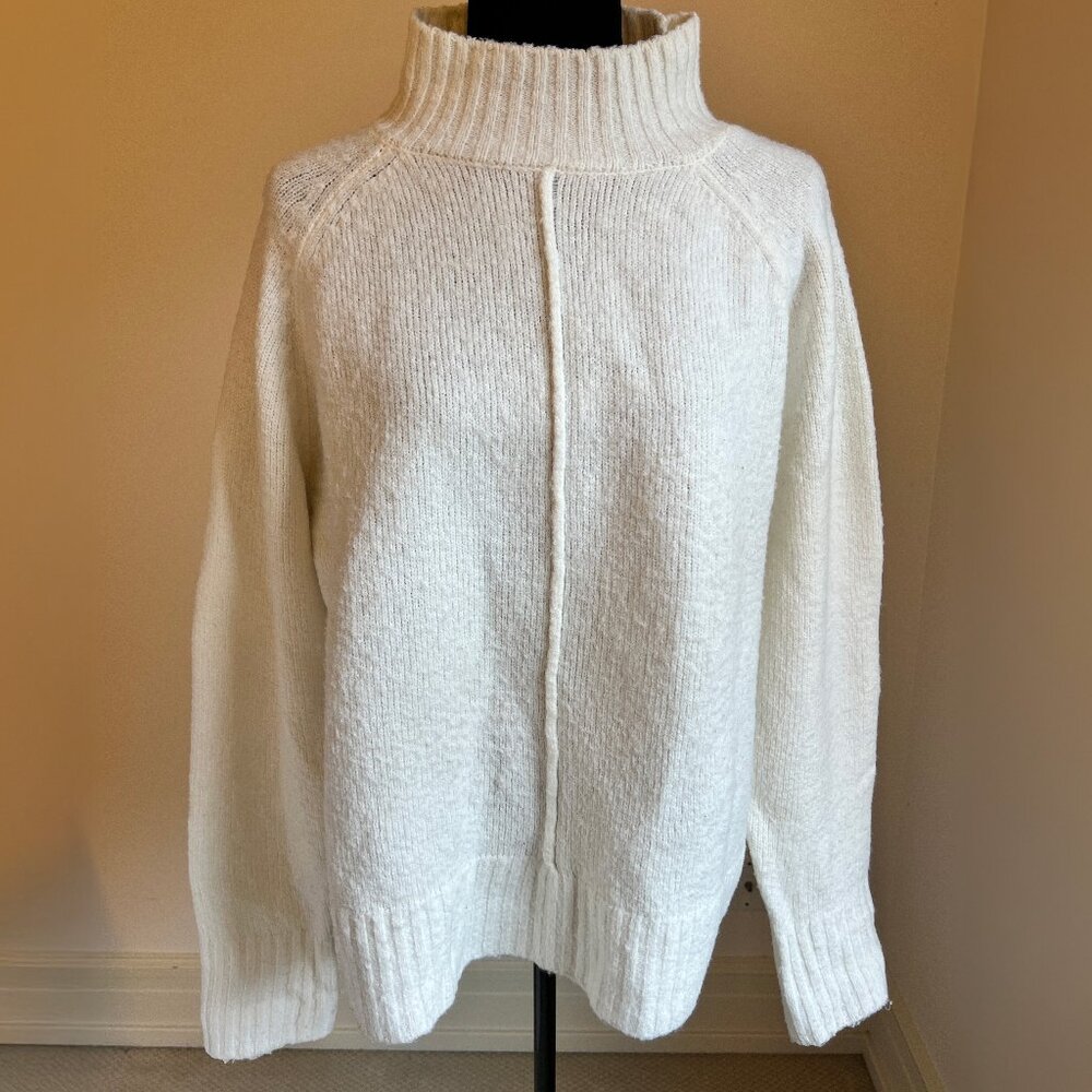 FifteenTwenty White Mock Neck Sweater Size Large